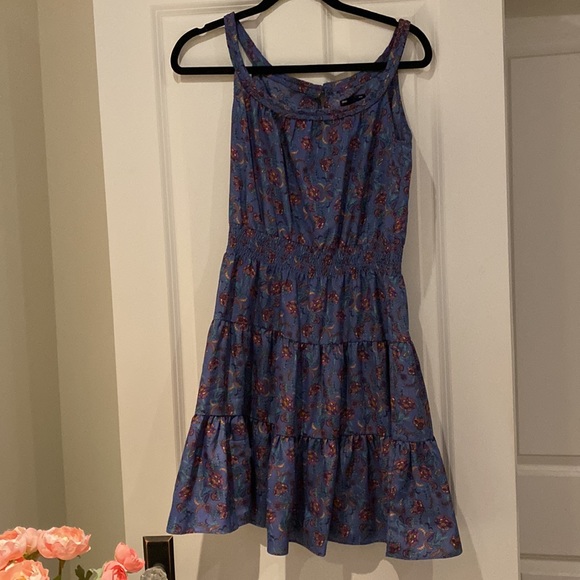 GAP Ruffle Hem Dress - Picture 1 of 5